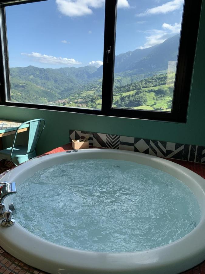 La Aldea Sonada Hotel Овиедо Екстериор снимка
