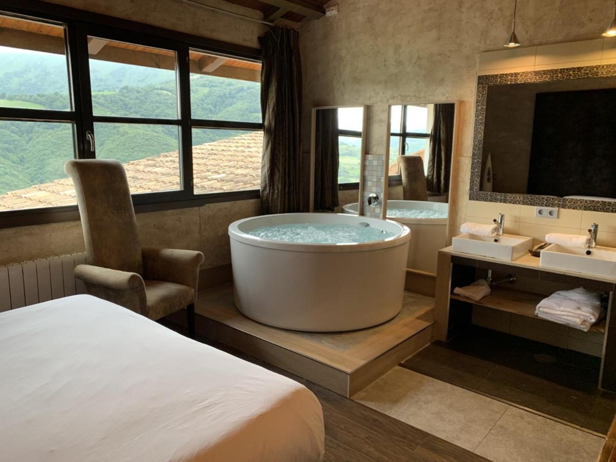 La Aldea Sonada Hotel Овиедо Екстериор снимка