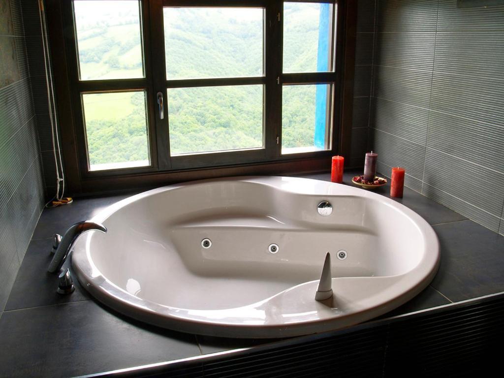 La Aldea Sonada Hotel Овиедо Екстериор снимка