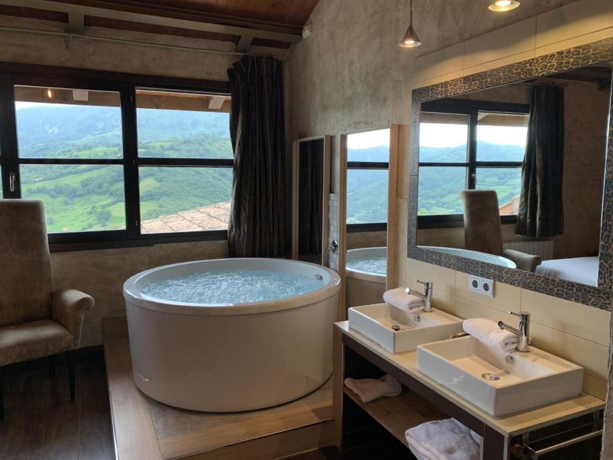 La Aldea Sonada Hotel Овиедо Екстериор снимка
