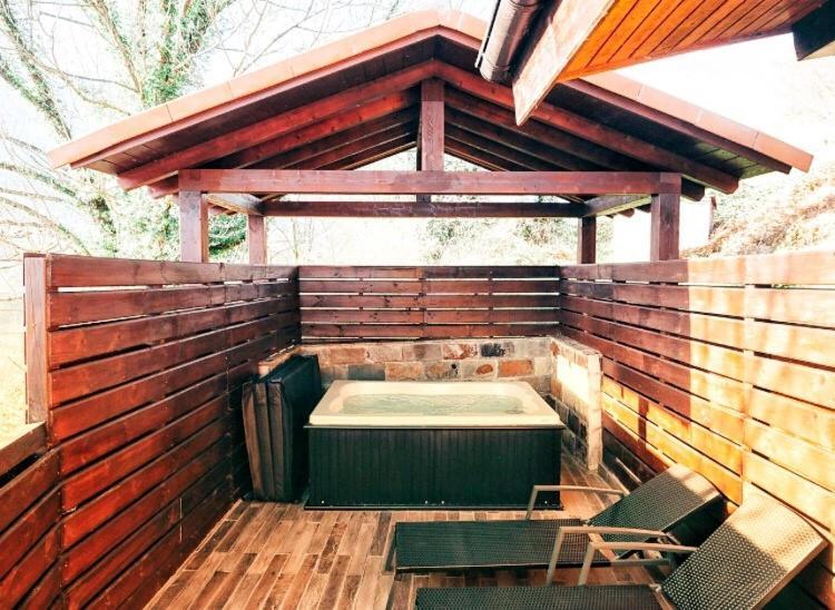 La Aldea Sonada Hotel Овиедо Екстериор снимка