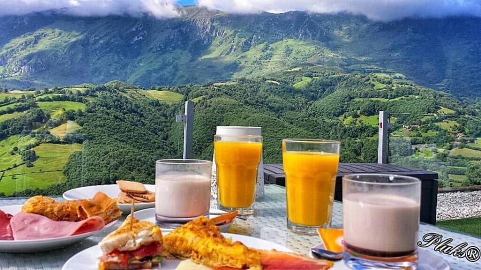 La Aldea Sonada Hotel Овиедо Екстериор снимка