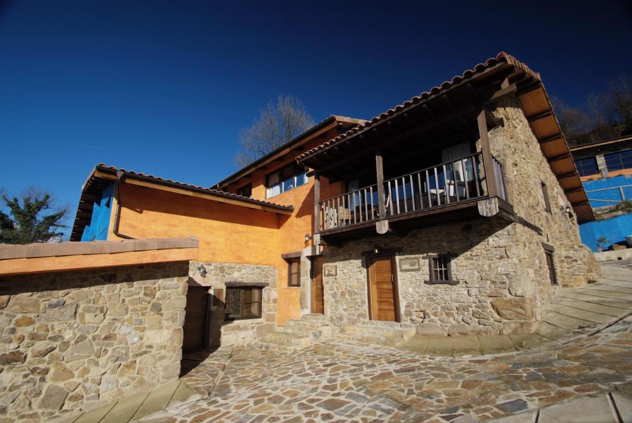 La Aldea Sonada Hotel Овиедо Екстериор снимка