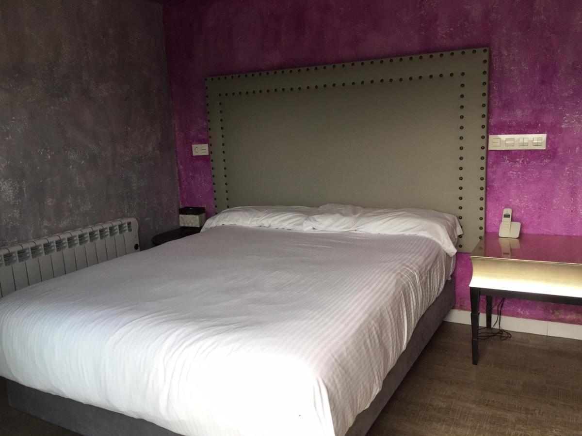 La Aldea Sonada Hotel Овиедо Екстериор снимка